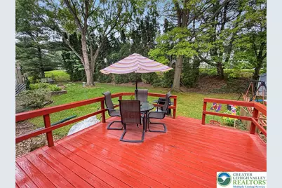 1736 Falcon Drive, Bethlehem City, PA 18017 - Photo 2