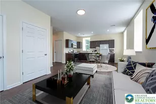 418 W Race St, Pottsville, PA 17901 - Photo 2