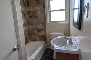 1229 S Fountain St, Allentown City, PA 18103 - Photo 8