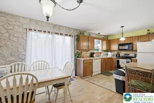 1197 Hunters Woods Dr, Pocono Twp, PA 18301 - Photo 4