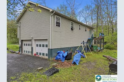 1197 Hunters Woods Drive, Pocono Twp, PA 18301 - Photo 20