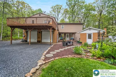 9223 N Loop Road, Washington Township, PA 18080 - Photo 2