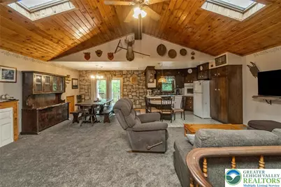 9223 N Loop Road, Washington Township, PA 18080 - Photo 28