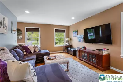 136 Redstone Drive, Bushkill Twp, PA 18064 - Photo 2