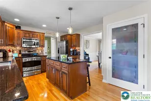 136 Redstone Dr, Bushkill Twp, PA 18064 - Photo 8