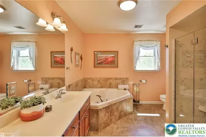 154 Country Chase Drive, Bushkill Twp, PA 18091 - Photo 24