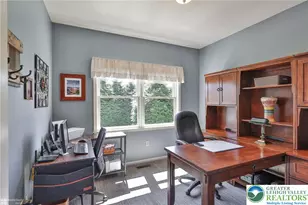 154 Country Chase Dr, Bushkill Twp, PA 18091 - Photo 16