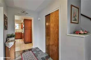 2831 Vista Dr, North Whitehall Township, PA 18037 - Photo 12