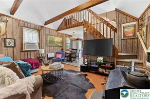 148 Sandy Beach Rd, Clifton Twp, PA 18424 - Photo 4