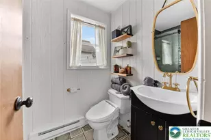 148 Sandy Beach Rd, Clifton Twp, PA 18424 - Photo 10