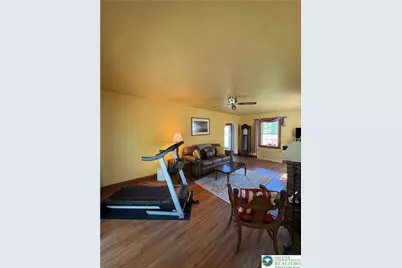 930 N Garibaldi Avenue, Washington Twp, PA 18013 - Photo 38