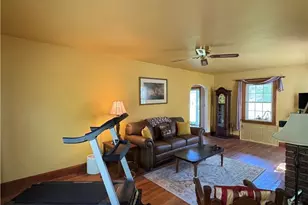 930 N Garibaldi Ave, Washington Twp, PA 18013 - Photo 38