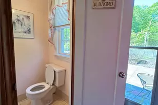 930 N Garibaldi Ave, Washington Twp, PA 18013 - Photo 30