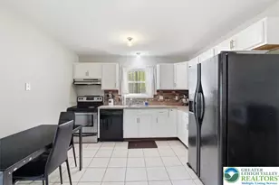 101 Colonial Ct, Delaware Twp, PA 18328 - Photo 10