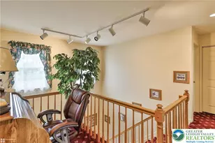 216 Memorial Dr, Bath, PA 18014 - Photo 18