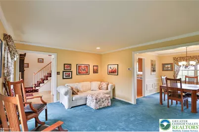 216 Memorial Drive, Bath, PA 18014 - Photo 6