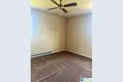 806 Locust Street, North Catasauqua Bor, PA 18032 - Photo 14