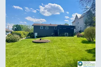 806 Locust Street, North Catasauqua Bor, PA 18032 - Photo 4