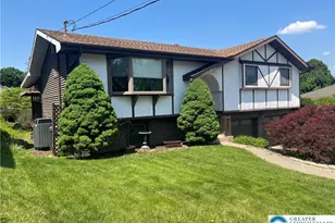 806 Locust St, North Catasauqua Bor, PA 18032 - Photo 2