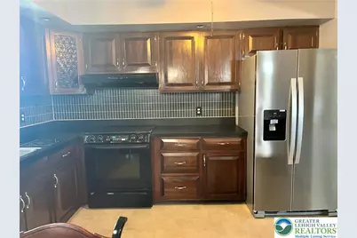 806 Locust Street, North Catasauqua Bor, PA 18032 - Photo 6