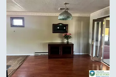 806 Locust Street, North Catasauqua Bor, PA 18032 - Photo 10