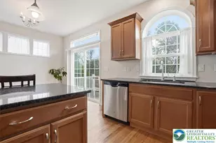 2207 Huntington Ln, Easton, PA 18040 - Photo 20