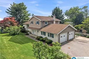 800 Maryland St, Whitehall Township, PA 18052 - Photo 2