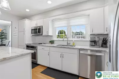1822 Mark Twain Circle, Hanover Twp, PA 18017 - Photo 24