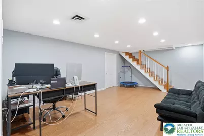 1822 Mark Twain Circle, Hanover Twp, PA 18017 - Photo 48