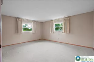 5131 Fairlawn Rd, Upper Saucon Township, PA 18034 - Photo 8
