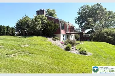 34 Stonecroft Drive, Palmer Twp, PA 18045 - Photo 4