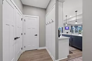 8150 Parker Pl, Upper Macungie Township, PA 18051 - Photo 22