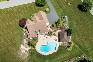 1880 Hamilton Dr, Lower Milford Township, PA 18036 - Photo 46