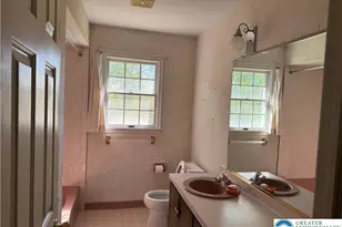 1929 Earls Ct, Salisbury Township, PA 18103 - Photo 12