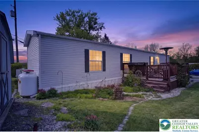 39 Country Club Road, Allen Township, PA 18067 - Photo 1