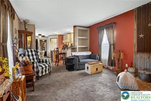 39 Country Club Rd, Allen Township, PA 18067 - Photo 4