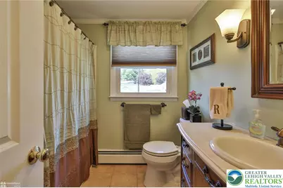 1920 Ravenwood Drive, Bethlehem City, PA 18018 - Photo 32