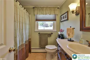 1920 Ravenwood Dr, Bethlehem City, PA 18018 - Photo 32