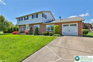 1920 Ravenwood Dr, Bethlehem City, PA 18018 - Photo 2