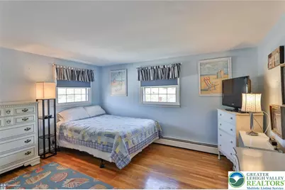 1920 Ravenwood Drive, Bethlehem City, PA 18018 - Photo 24