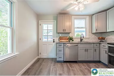 178 W Berger Street, Emmaus Boro, PA 18049 - Photo 10