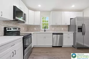 453 S Walnut St, Slatington Boro, PA 18080 - Photo 10