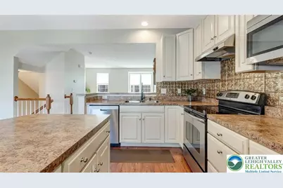 10 White Rose Lane, Palmer Twp, PA 18045 - Photo 18