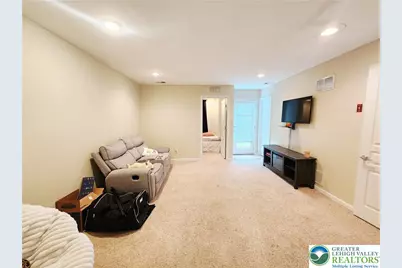 8507 Putnam Court, Upper Macungie Township, PA 18031 - Photo 8