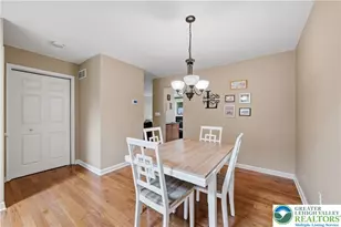 5543 Stonecroft Ln, Allentown City, PA 18106 - Photo 6