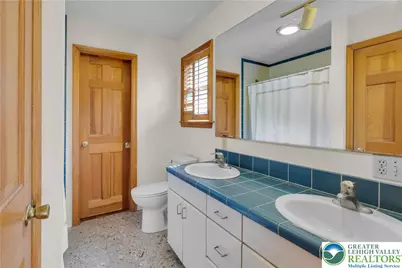 426 Moravian Street, Nazareth Boro, PA 18064 - Photo 30