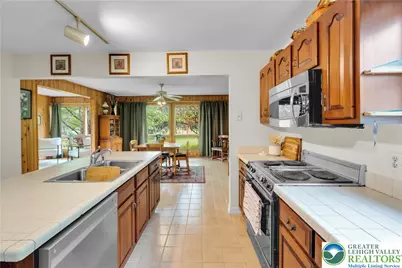 426 Moravian Street, Nazareth Boro, PA 18064 - Photo 48