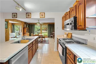 426 Moravian St, Nazareth Boro, PA 18064 - Photo 48