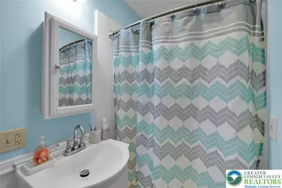 99 Garibaldi Avenue, Roseto, PA 18013 - Photo 12