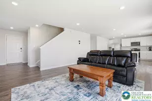 561 E 4th St, Penn Twp, PA 19506 - Photo 12